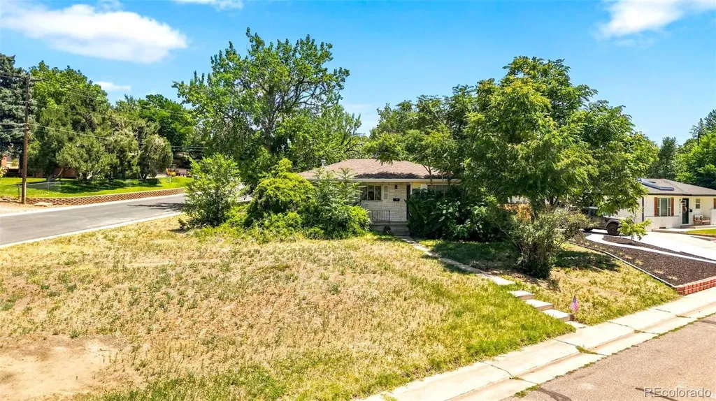 4900 S Kalamath Drive Englewood CO 80110