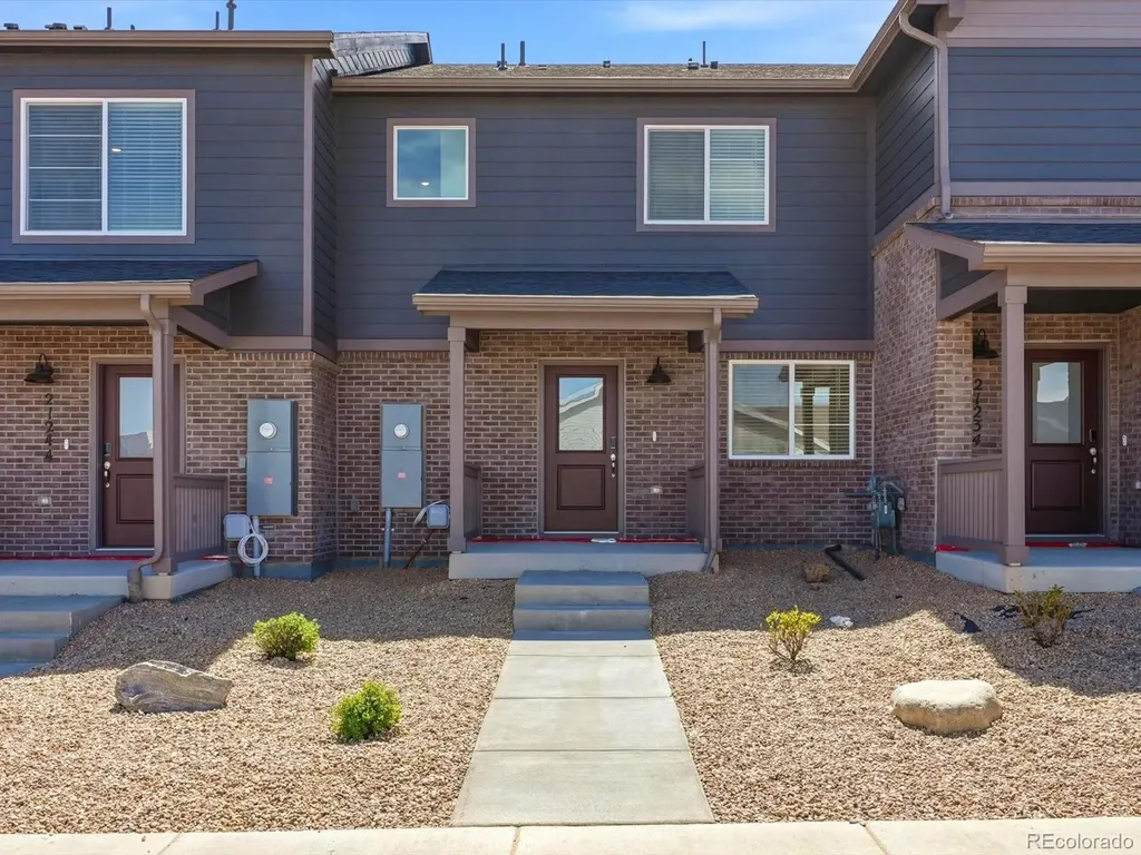 21236 E 65th Drive Aurora CO 80019