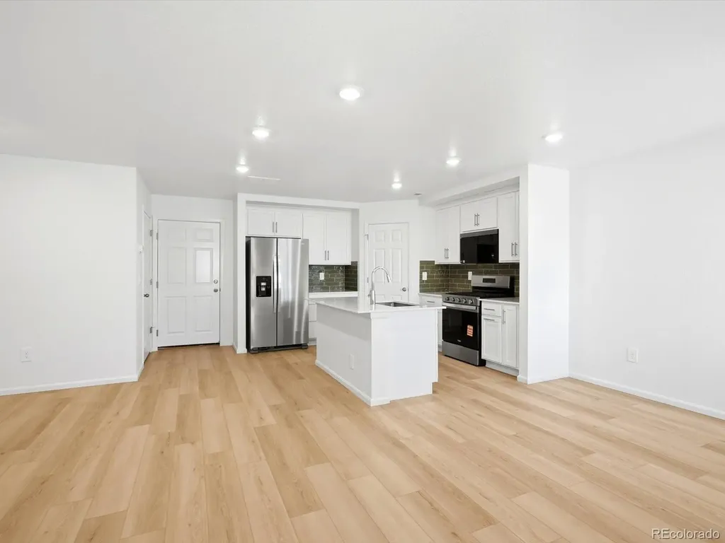 21236 E 65th Drive Aurora CO 80019