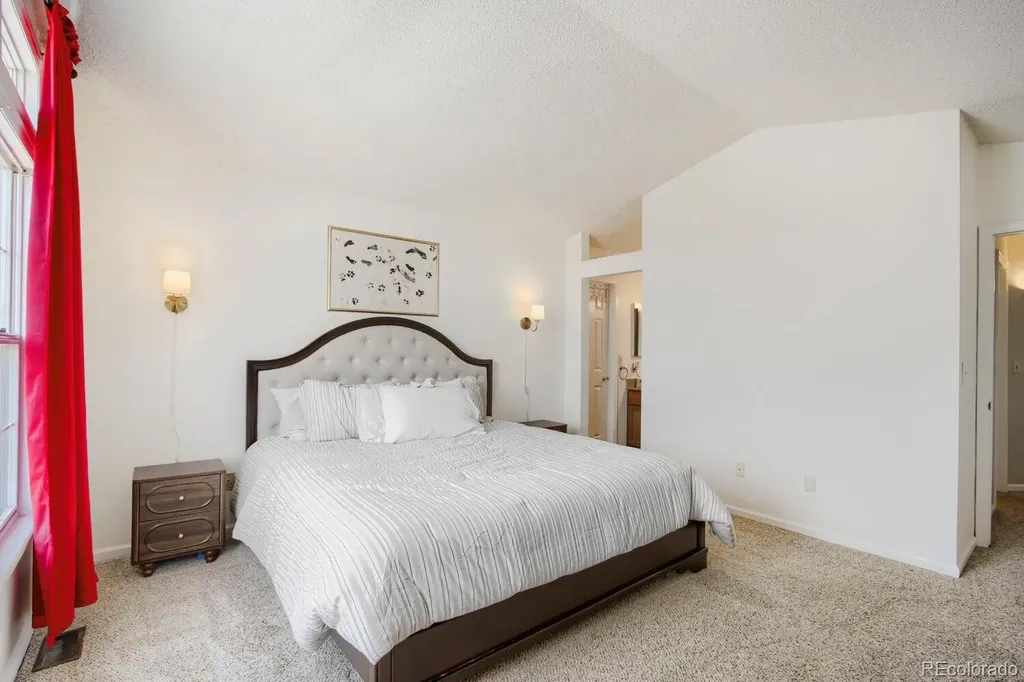 5432 S Cathay Way Aurora CO 80015