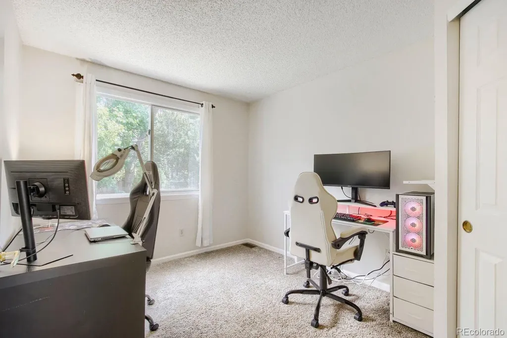 5432 S Cathay Way Aurora CO 80015