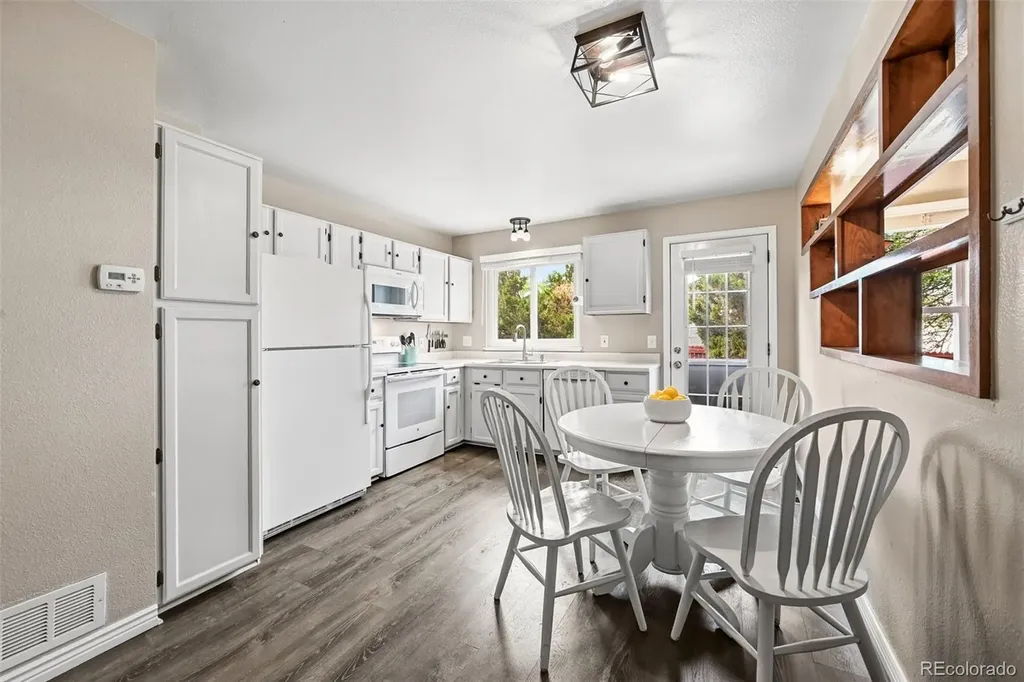 562 Arden Circle Highlands Ranch CO 80126