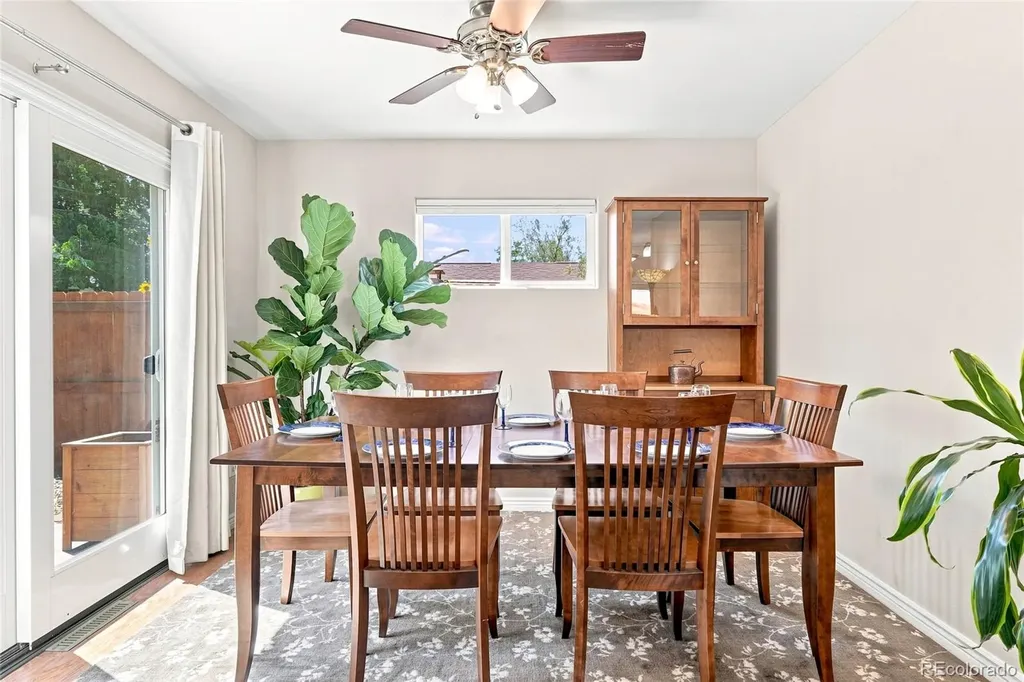 317 3rd Avenue Lyons CO 80540