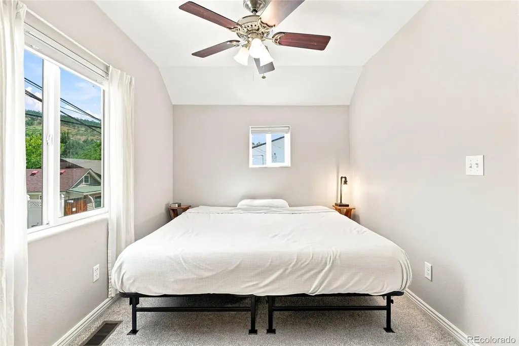 317 3rd Avenue Lyons CO 80540