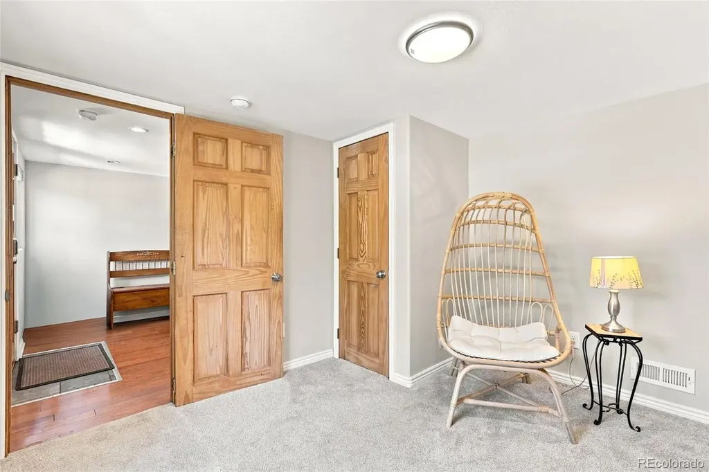 317 3rd Avenue Lyons CO 80540