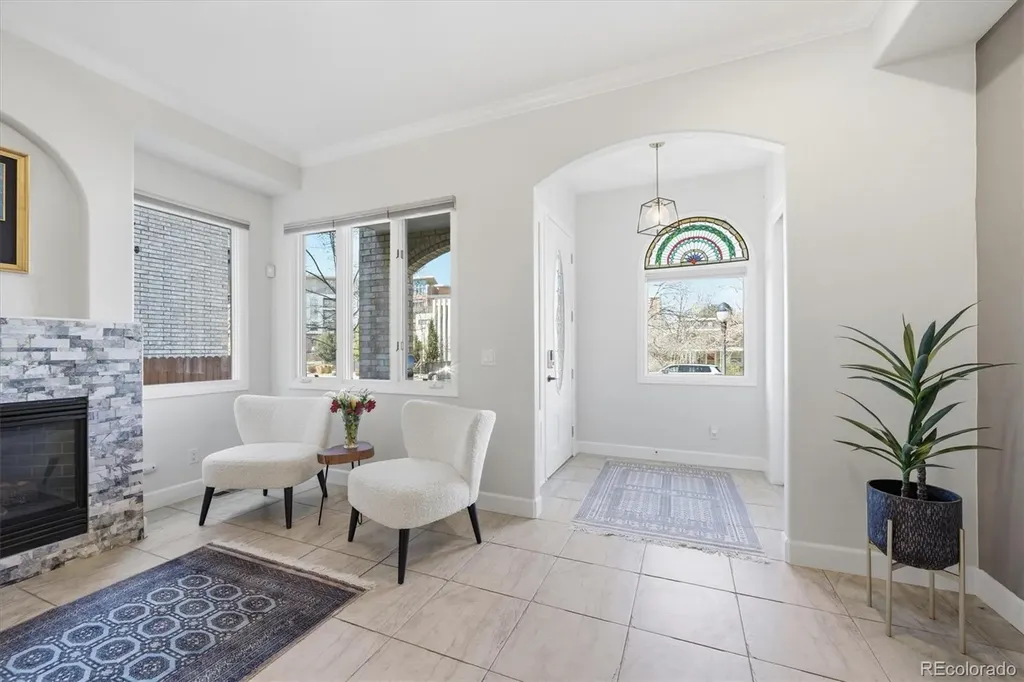 258 S Monroe Street Denver CO 80209