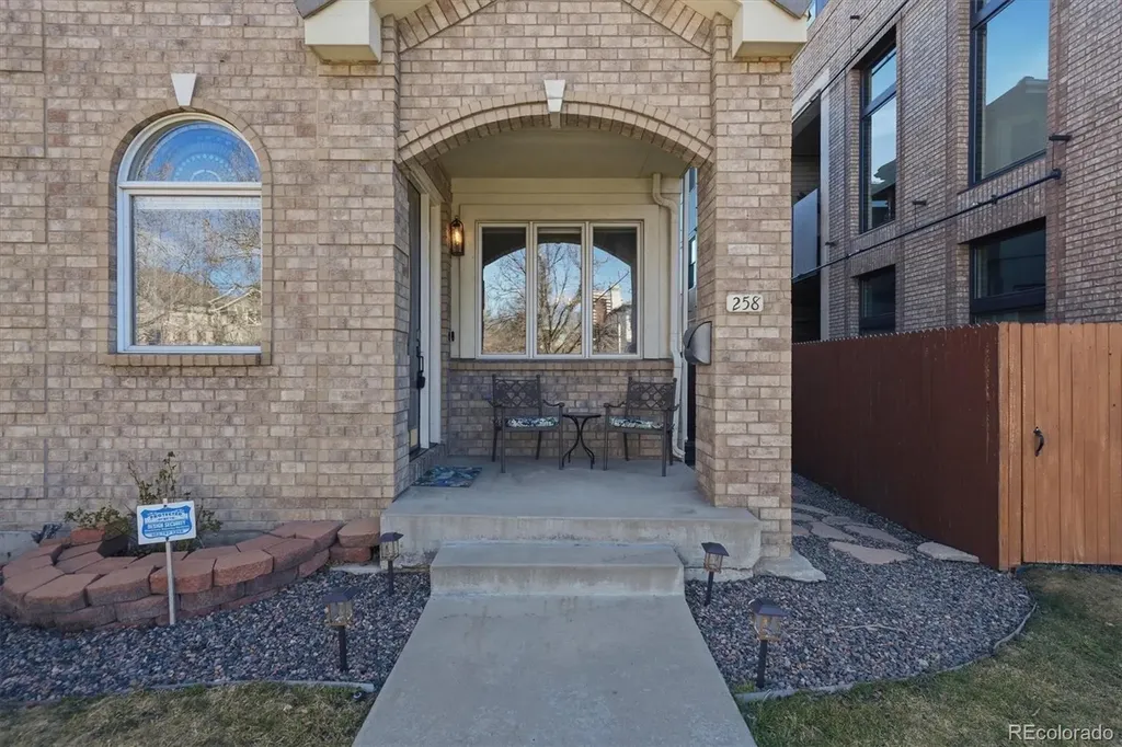 258 S Monroe Street Denver CO 80209