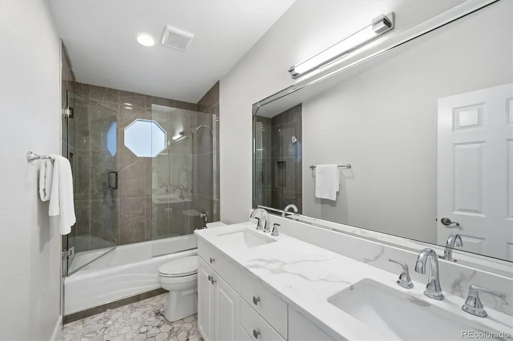 258 S Monroe Street Denver CO 80209