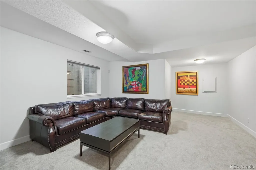 258 S Monroe Street Denver CO 80209