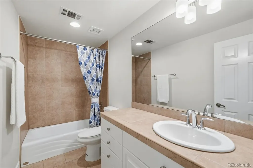 258 S Monroe Street Denver CO 80209