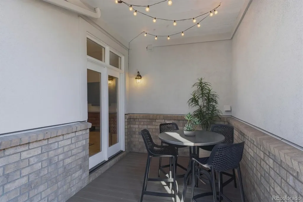 258 S Monroe Street Denver CO 80209