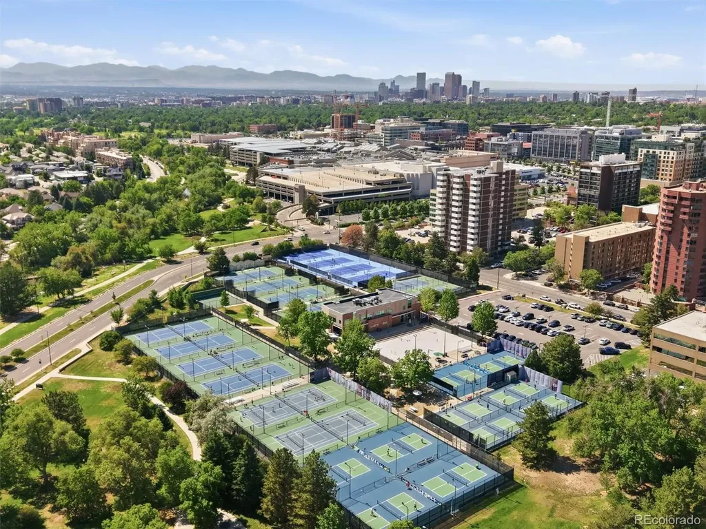 258 S Monroe Street Denver CO 80209