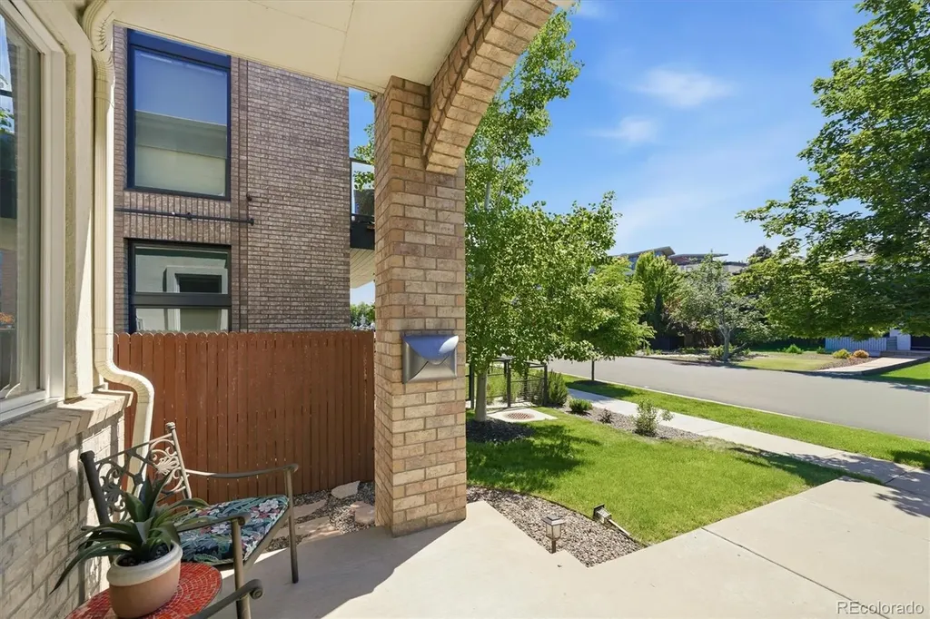 258 S Monroe Street Denver CO 80209