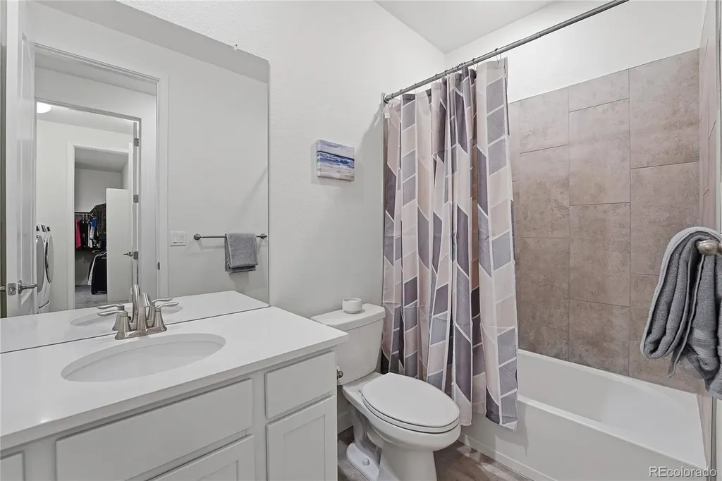 7939 Laramie River Lane Littleton CO 80125