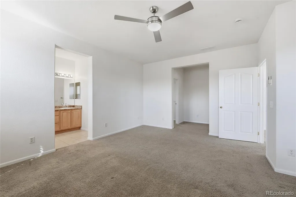 10549 Graymont Lane Littleton CO 80126