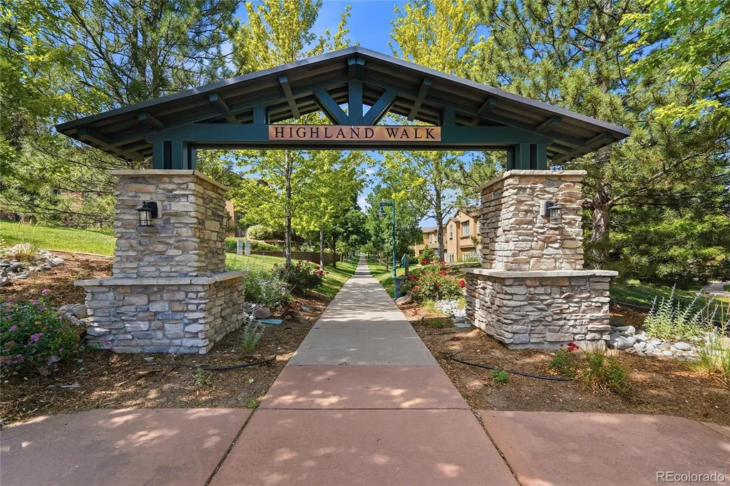 10549 Graymont Lane Littleton CO 80126