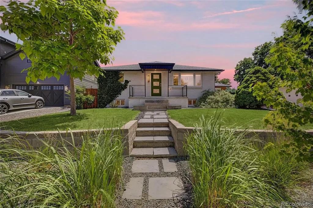 3818 W Alice Place Denver CO 80211