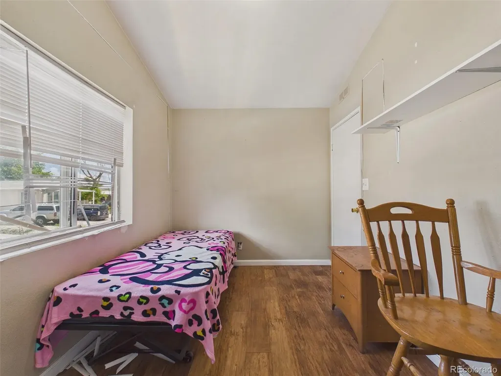 9400 Elm Court Denver CO 80260
