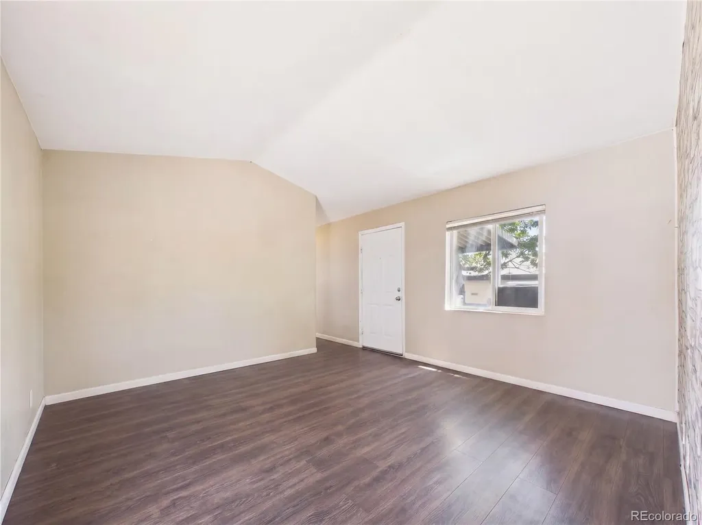 9400 Elm Court Denver CO 80260