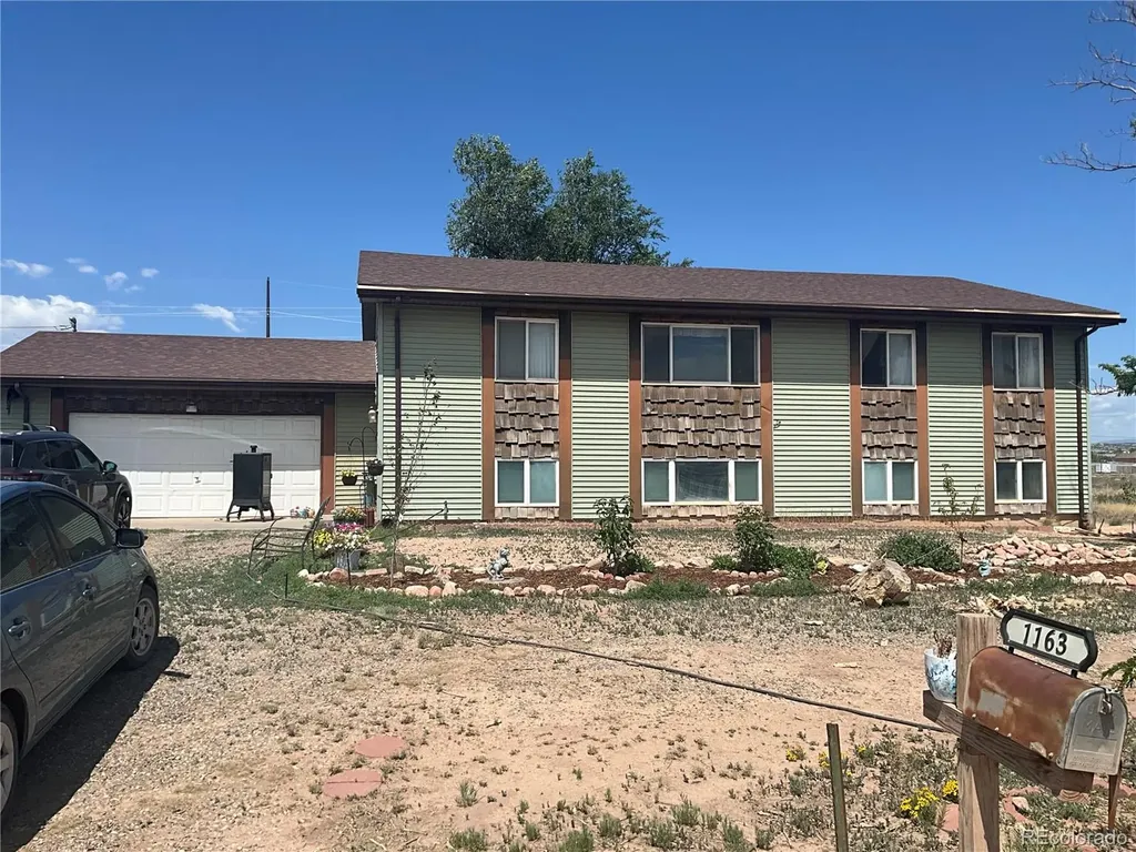 1163 N Kirkwood Drive Pueblo CO 81007