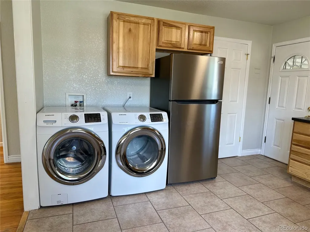 891 Lansing Street Aurora CO 80010
