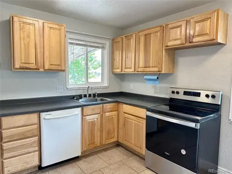 891 Lansing Street Aurora CO 80010