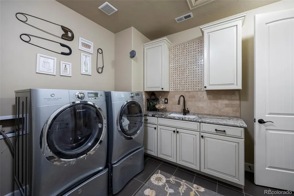 10601 Montecito Drive Lone Tree CO 80124