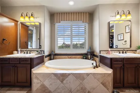 10601 Montecito Drive Lone Tree CO 80124