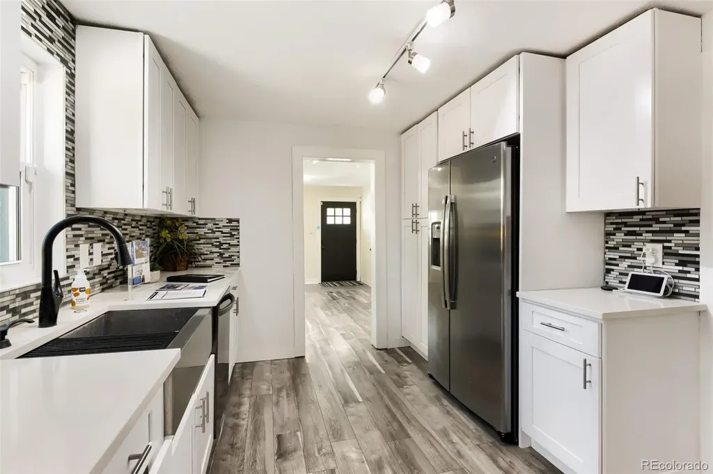 3255 S Corona Street Englewood CO 80113