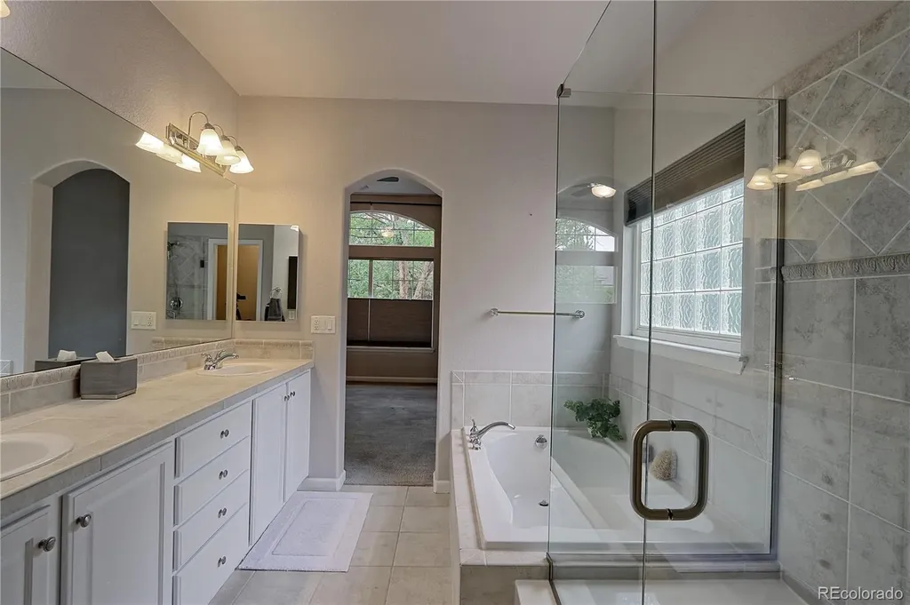 1677 Metropolitan Drive Longmont CO 80504