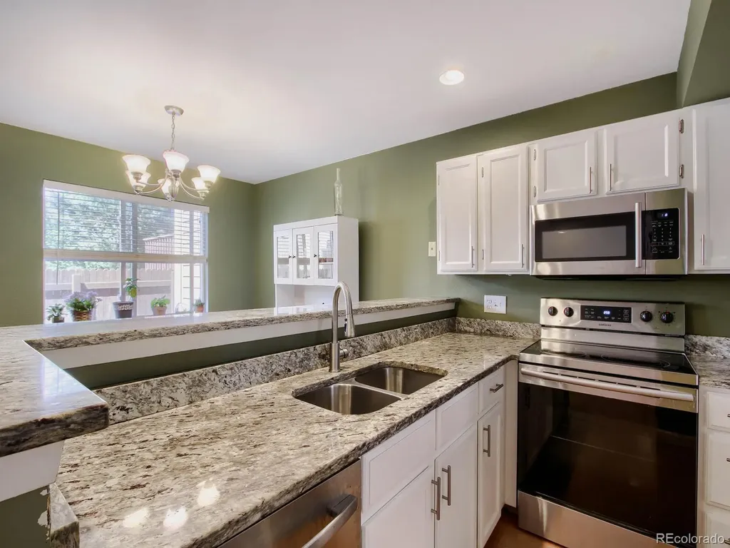 18328 W 58th Place Golden CO 80403