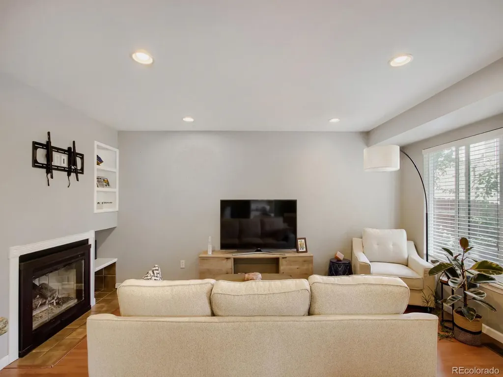18328 W 58th Place Golden CO 80403
