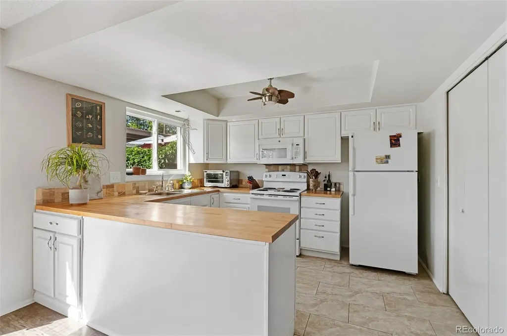 12606 W Virginia Avenue Lakewood CO 80228