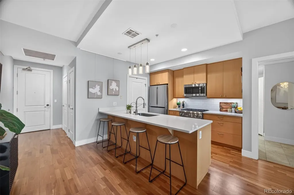 2001 Lincoln Street Denver CO 80202