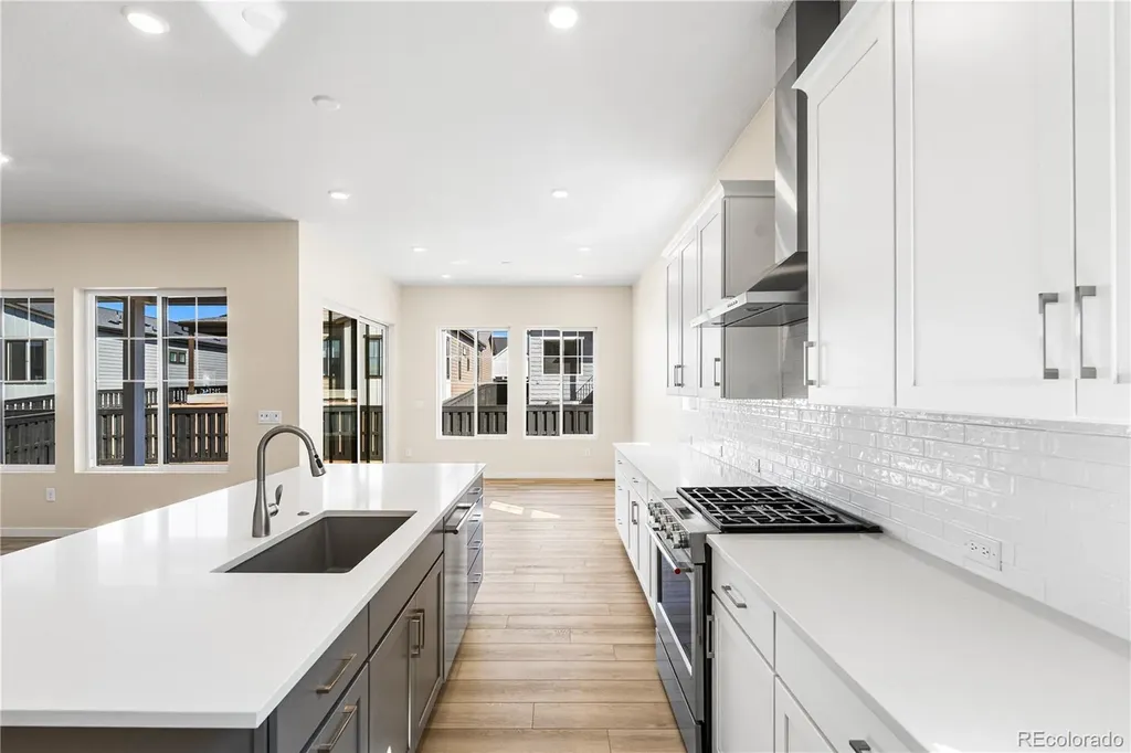 11136 Stonepath Street Littleton CO 80125