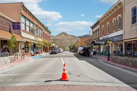 121 N F Street Salida CO 81201