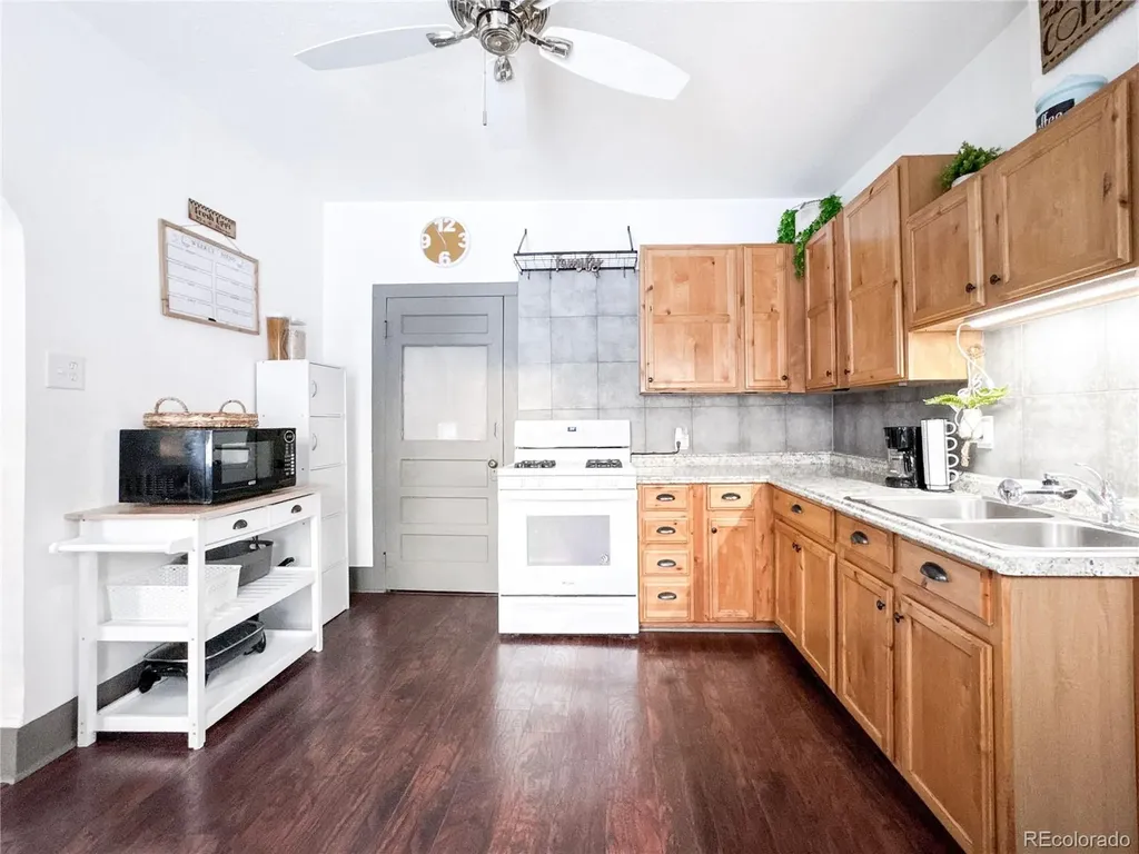 420 Vine Street Julesburg CO 80737