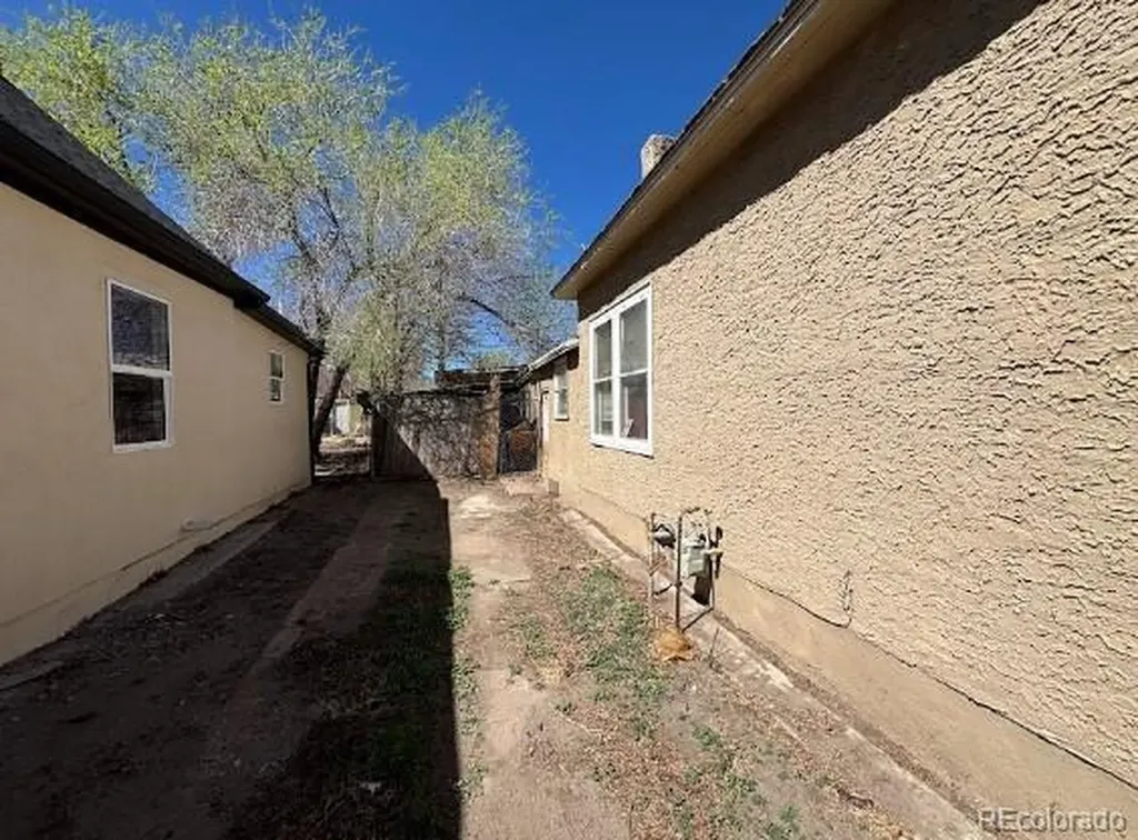 1421 E Orman Avenue Pueblo CO 81004