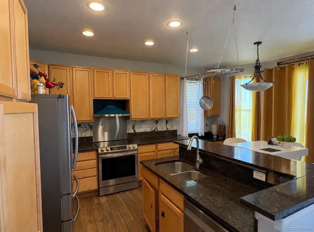 1414 S Haleyville Street Aurora CO 80018