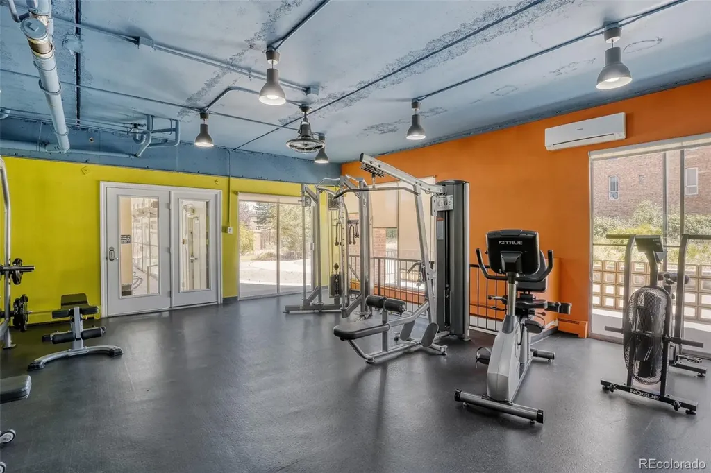 955 Eudora Street Denver CO 80220