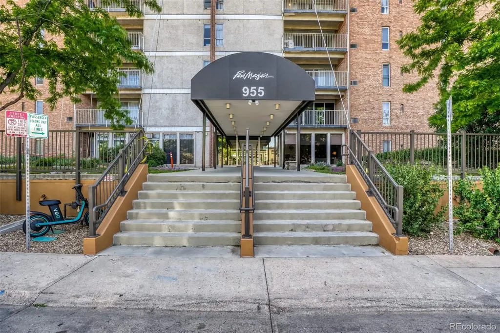 955 Eudora Street Denver CO 80220
