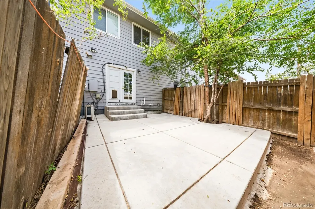 7836 Monaco Street Commerce City CO 80022
