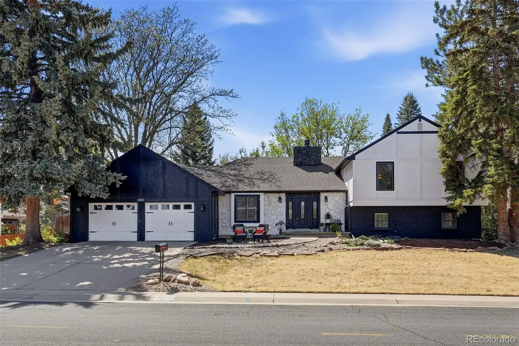 1271 Bellaire Street Broomfield CO 80020