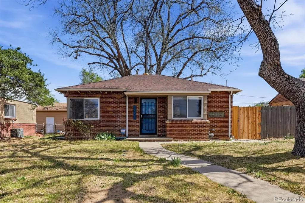 3564 Magnolia Street Denver CO 80207