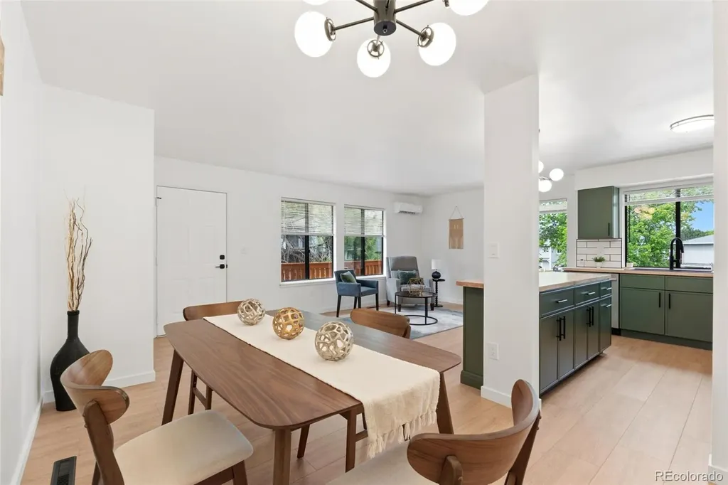 7889 York Street Denver CO 80229