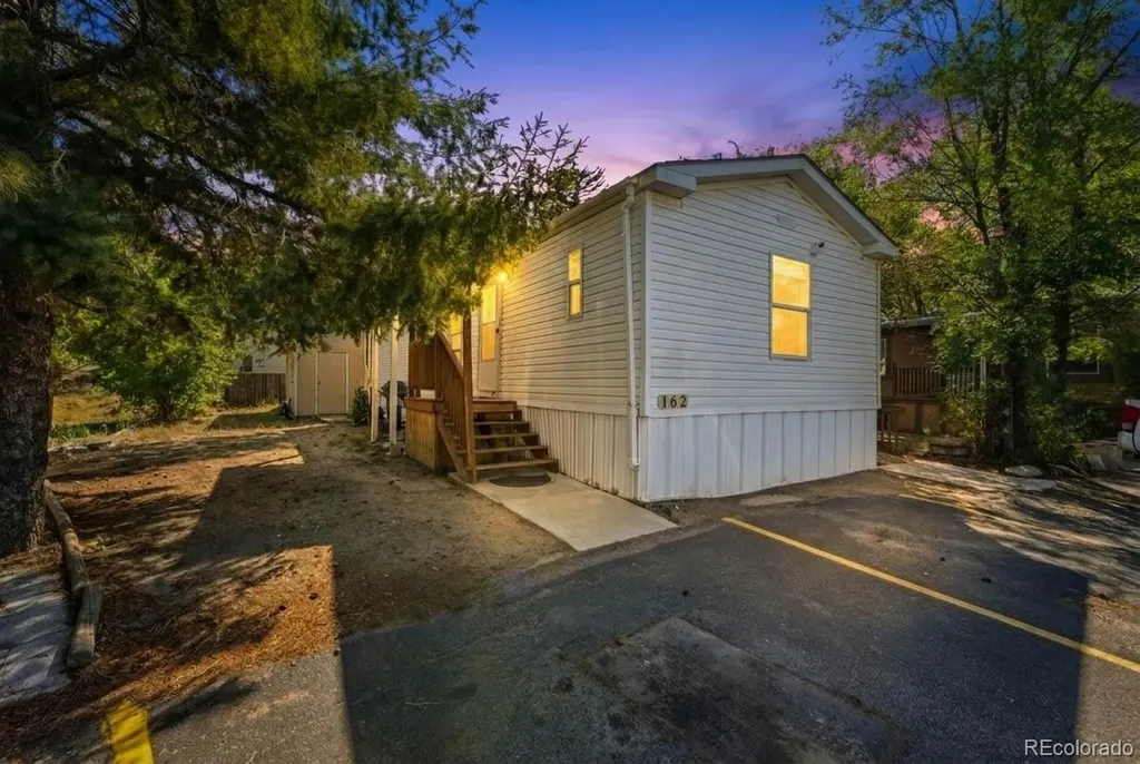 2551 W 92nd Avenue Denver CO 80260