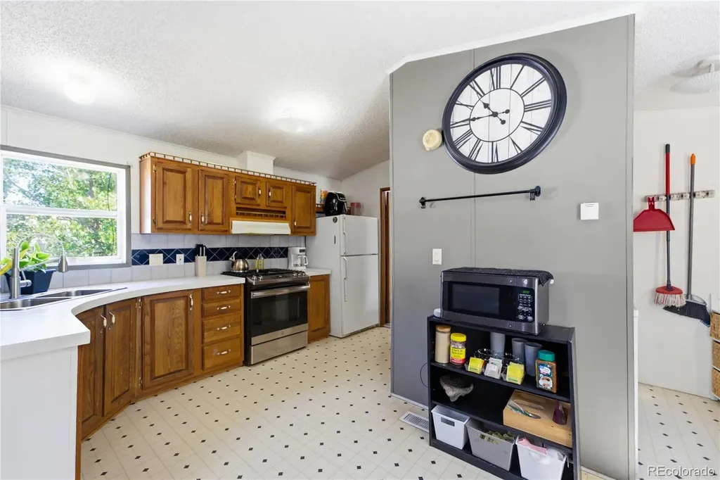 2551 W 92nd Avenue Denver CO 80260