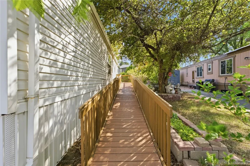 2551 W 92nd Avenue Denver CO 80260