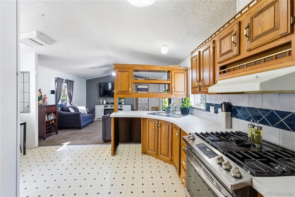 2551 W 92nd Avenue Denver CO 80260