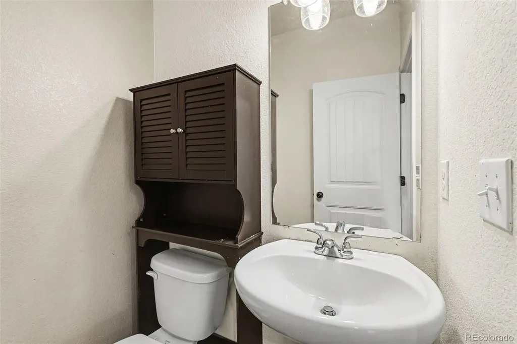 10303 Pitkin Court Commerce City CO 80022